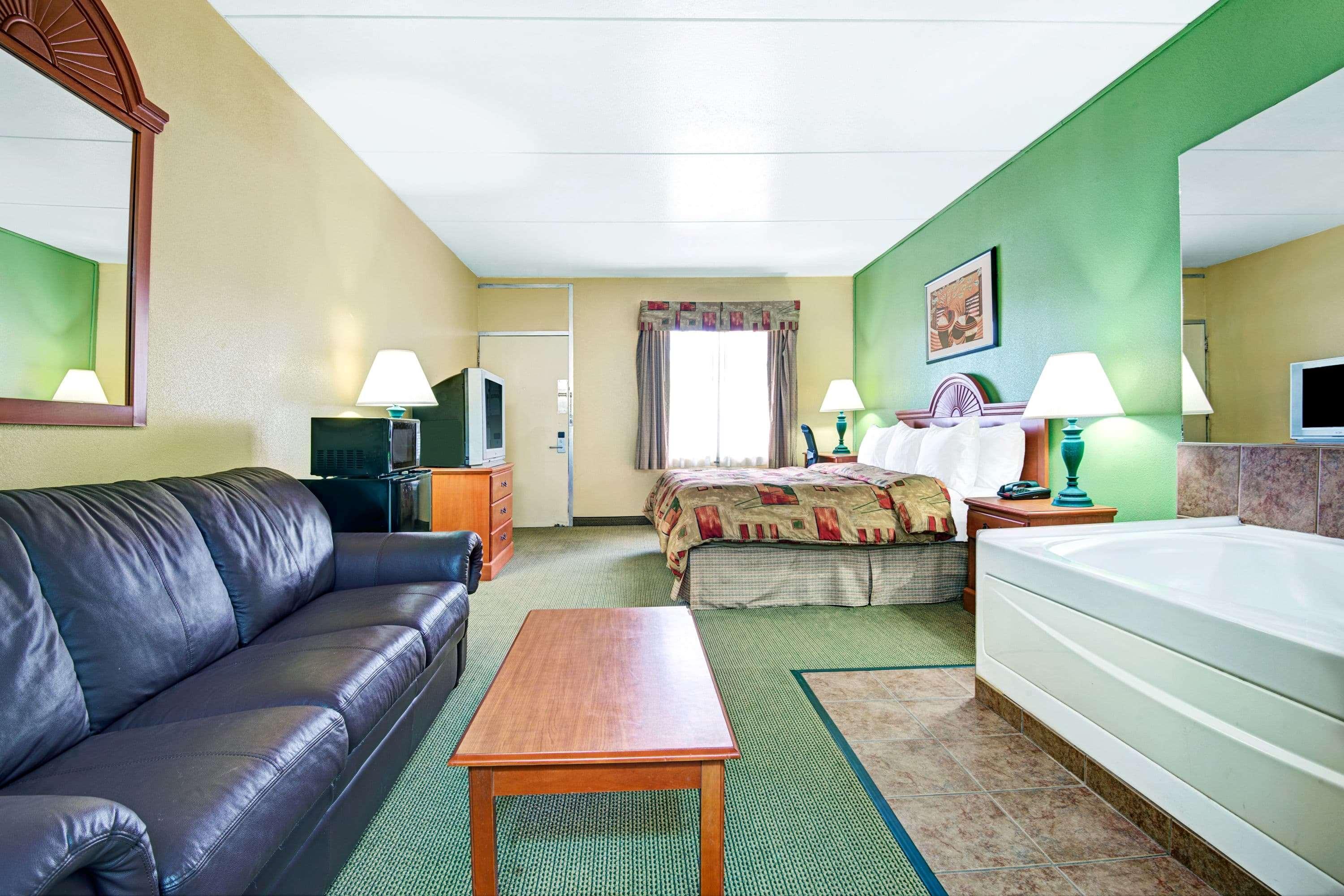 Super 8 By Wyndham Nashville Near Downtown / I-40 Bagian luar foto