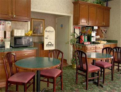 Super 8 By Wyndham Nashville Near Downtown / I-40 Bagian luar foto